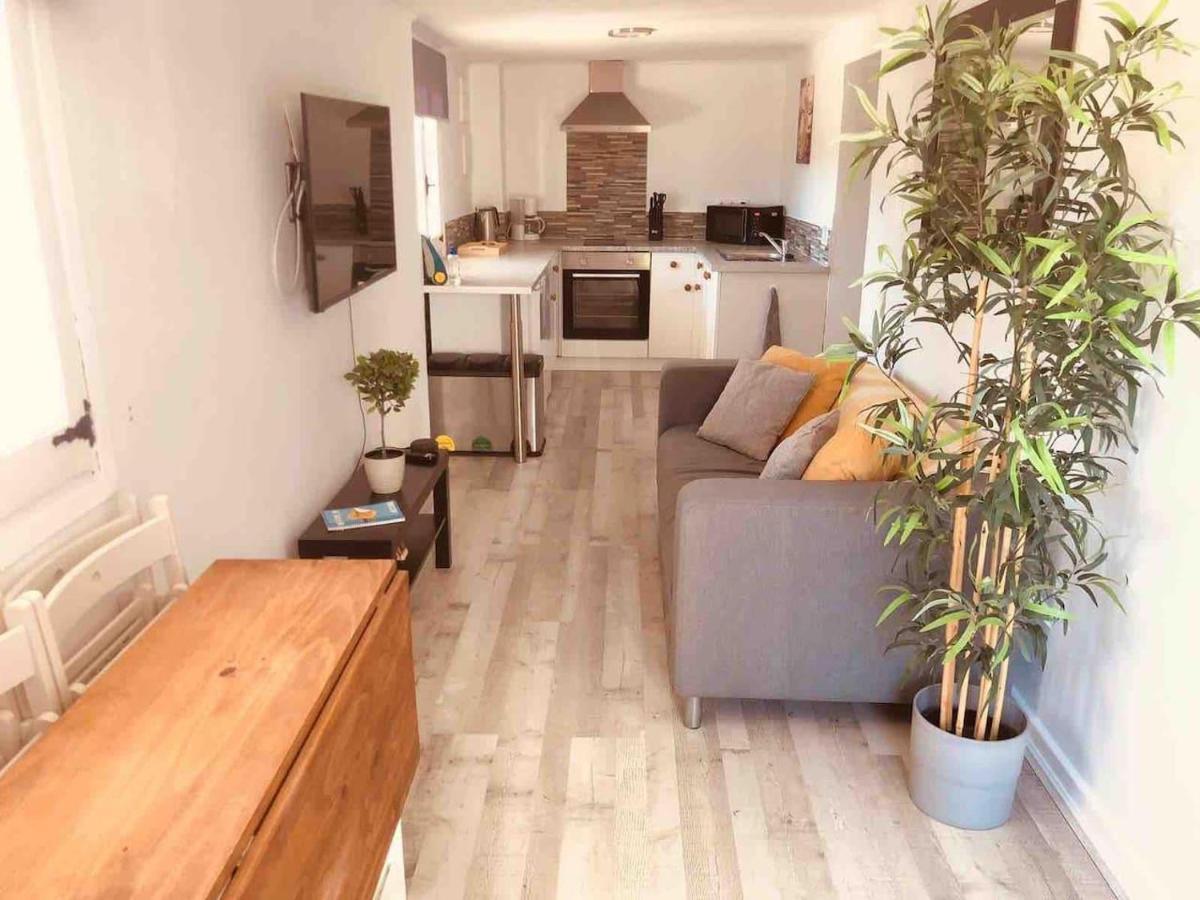 Lovely 2 Bed Apartment In Alcalali Exterior photo
